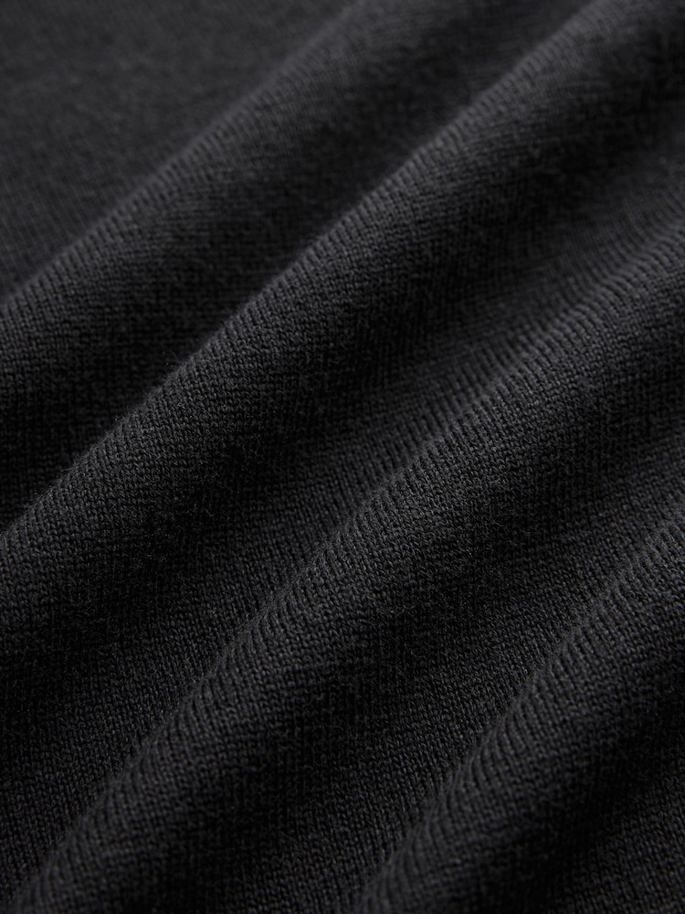 Fred Perry Classic Crew-Neck Jumper - Image 10 of 10