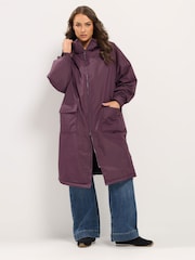 Yours Curve Red Waterproof Fleece Lined Changing Robe - Image 2 of 6