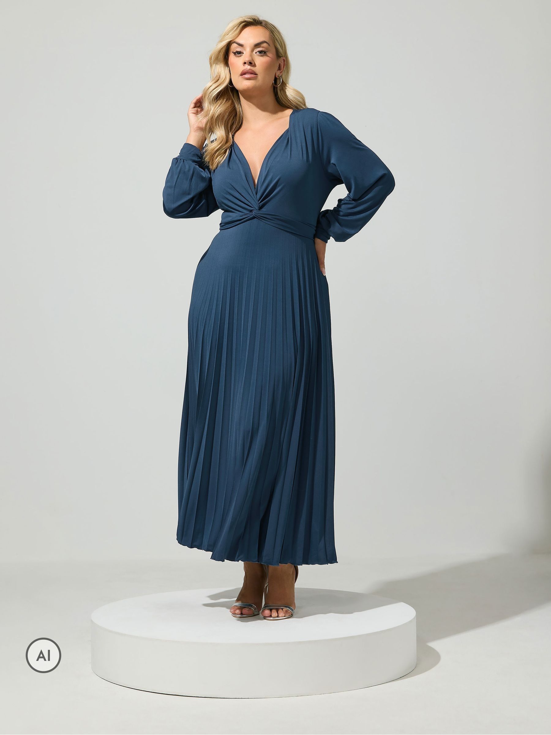 Yours Women's Dark Navy Knot Pleated Maxi Dress In Size 30-32 - Image 3