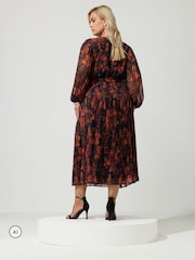 Yours Curve Red Blurred Floral Pleated Dress - Image 3 of 6