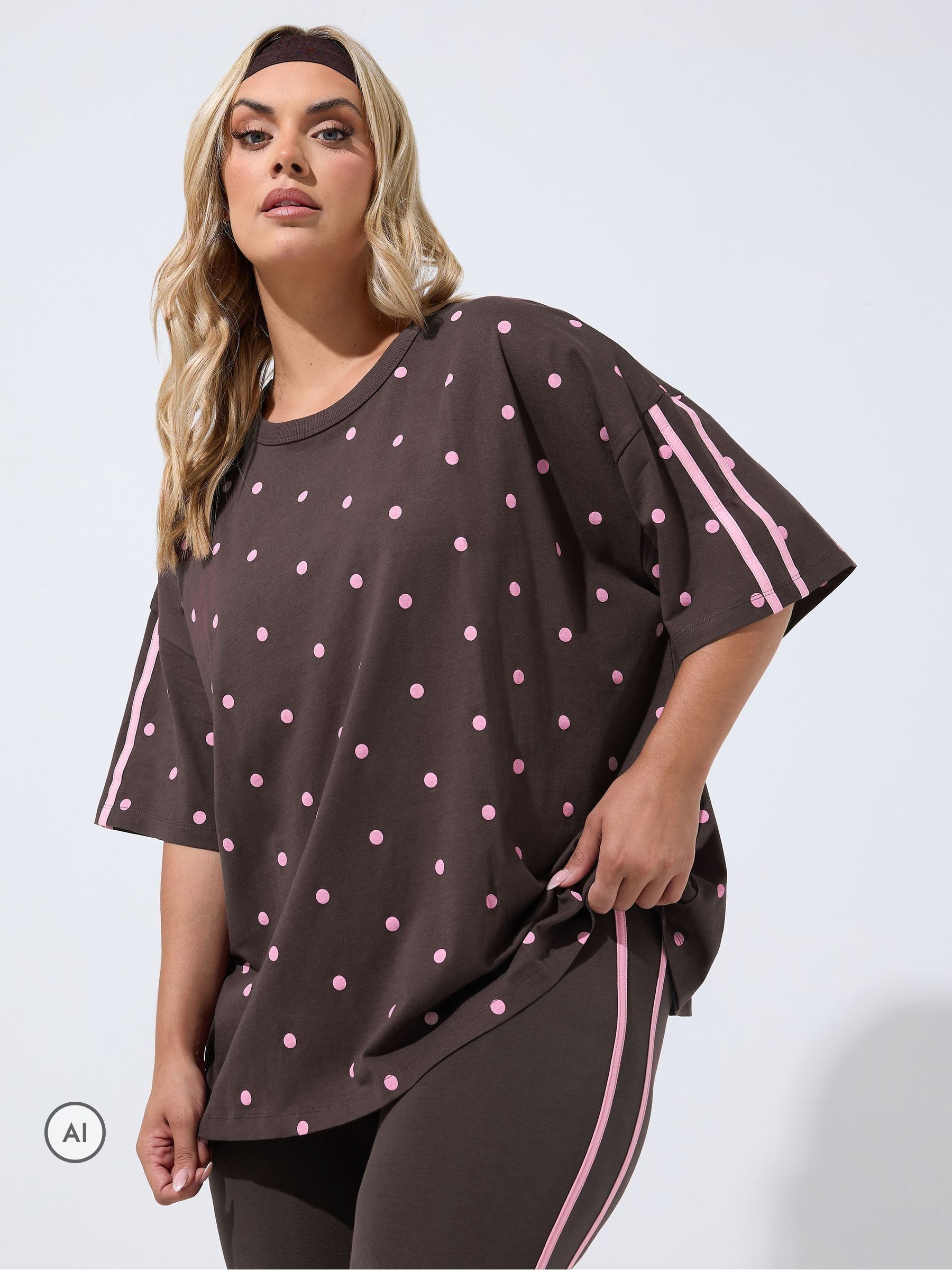 Yours Curve Women's Brown Polka Dot Active T-Shirt - Image 1
