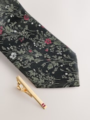 בצבע ירוק עם דוגמה פרחונית - Design Tie Clip - תמונה 2 מתוך 3