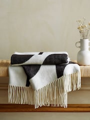 Monochrome Super Soft Wave Throw - Image 2 of 4