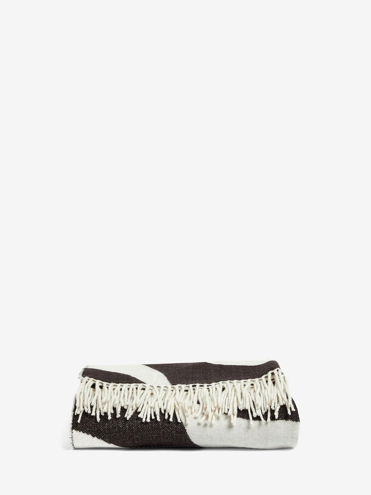 Monochrome Super Soft Wave Throw - Image 4 of 4