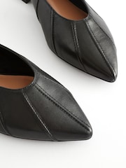 črna - Usnjeni čevlji s paneli in paščkom čez peto Forever Comfort® - Slika 6 iz 7