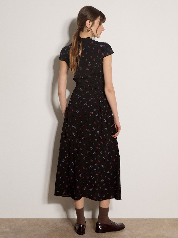 črna - Apricot Floral Crepe Smocked Midi Dress - Slika 2 iz 4