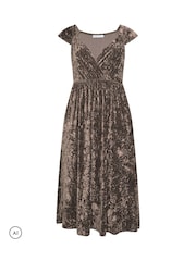 Yours Curve Brown Velvet Wrap Bardot Dress - Image 5 of 6