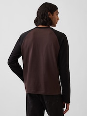 Gap Dark Brown/ Black Heavyweight Relaxed Long Sleeve T-Shirt - Image 2 of 4