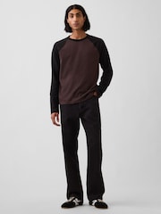 Gap Dark Brown/ Black Heavyweight Relaxed Long Sleeve T-Shirt - Image 3 of 4