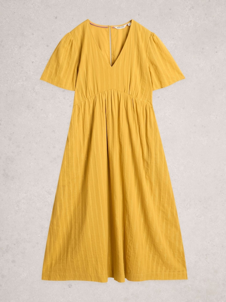 mustard color midi dress Ultra-chic vibrant yellow dresses to wear to the office