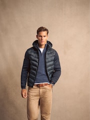 Eclipse Marineblau meliert - Superdry Storm Hybrid-Strickjacke mit Kapuze - Bild 6 von 13