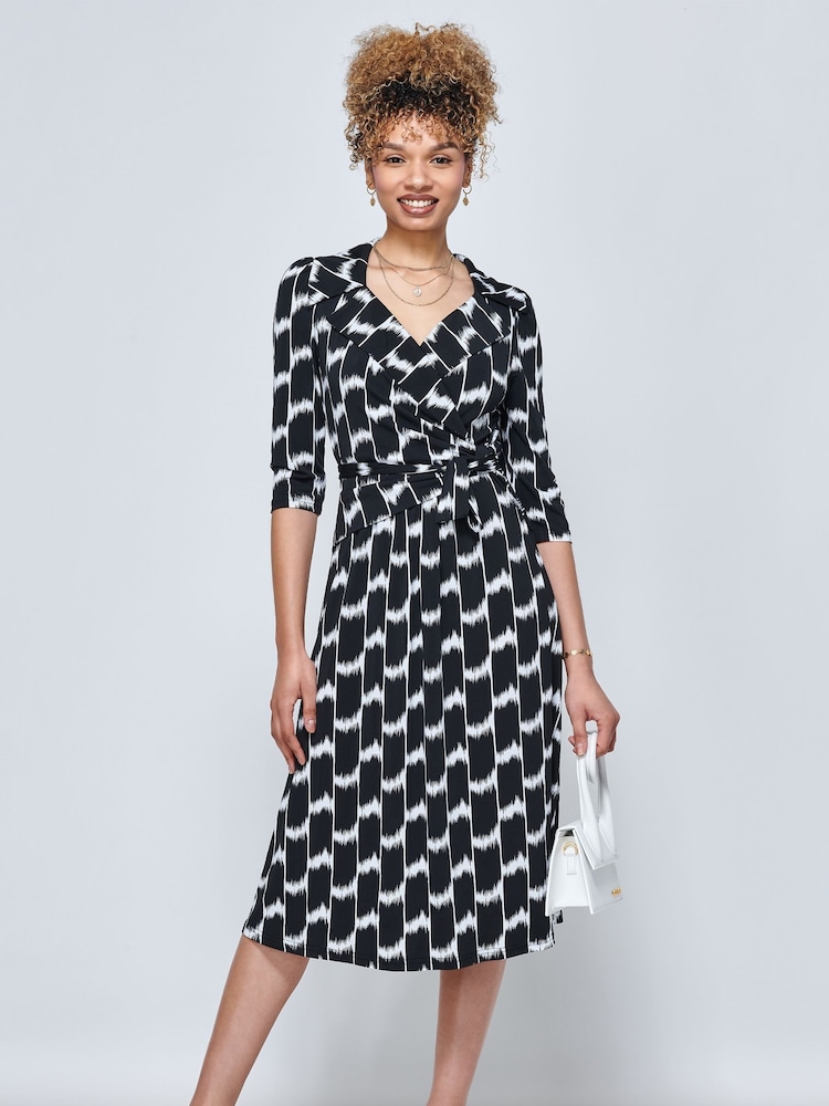 Jolie Moi Wickelkleid aus Raegan-Jersey mit seitlichem Bindeband - Bild 1 von 6 Jolie Moi Wickelkleid aus Raegan-Jersey mit seitlichem Bindeband - Bild 1 von 6