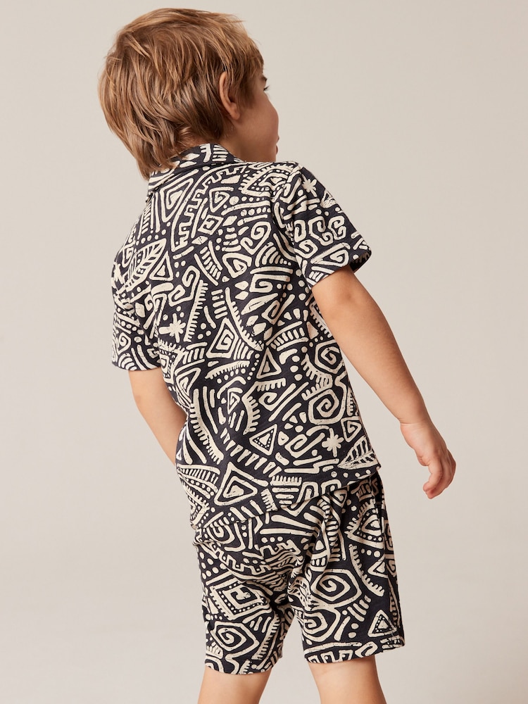 Black/White Short Sleeve Pattern Shirt and Shorts Set (3mths-7yrs) - Image 2 of 7