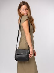 Pure Luxuries London Black Callie Leather Cross-Body Bag - Image 2 of 6