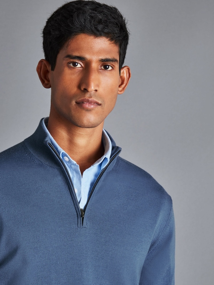 Blau - Charles Tyrwhitt Pure Merino-Pullover mit Viertelreißverschluss - Bild 2 von 3 Blau - Charles Tyrwhitt Pure Merino-Pullover mit Viertelreißverschluss - Bild 2 von 3