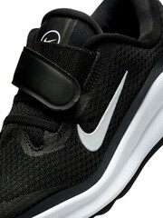 Nike Black/White Junior Infinity Flow Running Trainers - Image 9 of 12