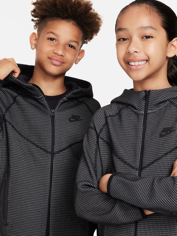Nike Black Tech Fleece Winterized Zip Through Hoodie - Image 7 of 7