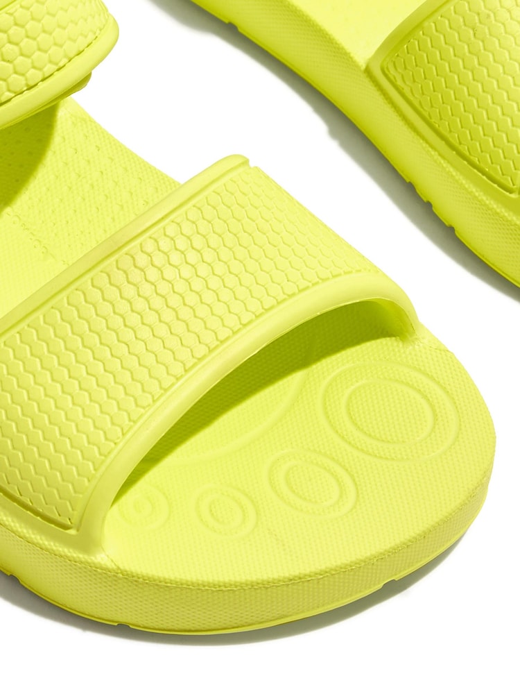 FitFlop Kids Toddler Iqushion Ergonomic Back Strap Sandals - Image 4 of 4