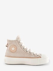 Converse baskets Chuck Taylor All Star Lift doublées en polaire - Image 1 of 9