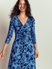 Vestido de punto fruncido Jasmine de Boden - Imagen 6 de 7