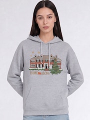Brands In Disney Home Alone House Christmas Hoodie - 1 paveikslėlis iš 4