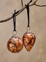 Nkuku Set of 4 Antique Copper Jalshara Baubles Christmas Decorations - Image 2 of 3