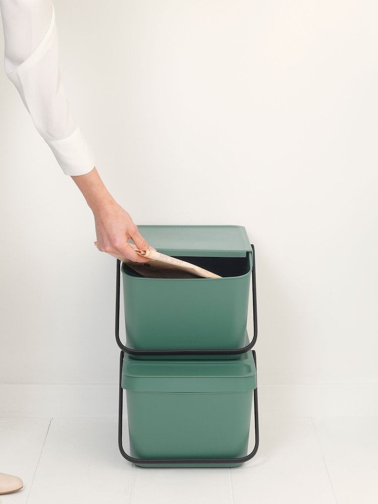 Brabantia Green Stackable Sort & Go Bin - Image 4 of 10