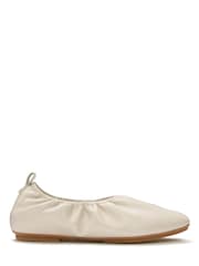 FitFlop נעלי בלרינה מעור, דגם Delicato Poise - תמונה 3 מתוך 6