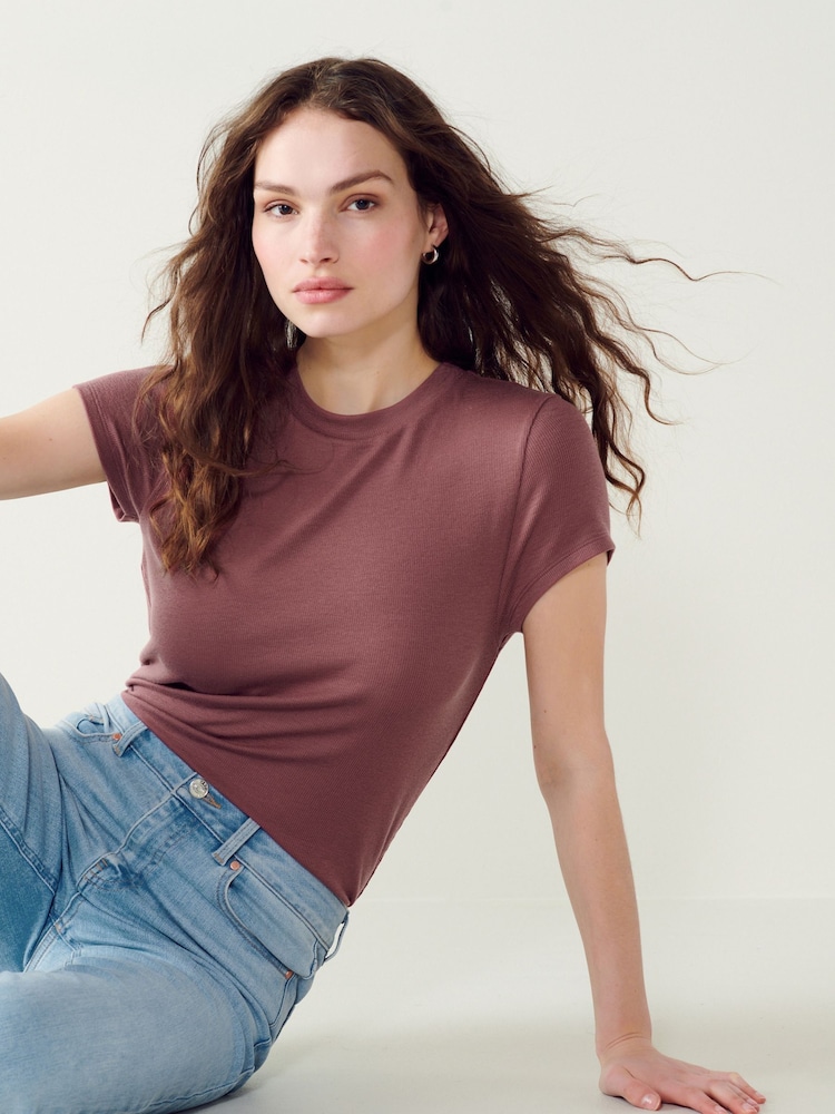 Rosa - Camiseta de manga corta de canalé con diseño suave al tacto con TENCEL™ Lyocell - Imagen 1 de 7 Rosa - Camiseta de manga corta de canalé con diseño suave al tacto con TENCEL™ Lyocell - Imagen 1 de 7