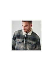 Серый в клетку Car Park - ® Куртка с меховой отделкой Levi's Type III - Изображение 3 из 4