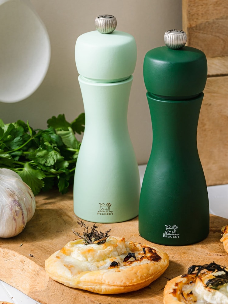 Peugeot Mint tahiti duo Salt and Pepper Mills 15cm - Image 2 of 6 Peugeot Mint tahiti duo Salt and Pepper Mills 15cm - Image 2 of 6