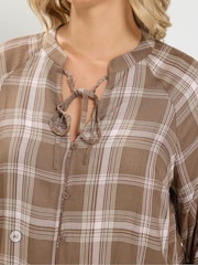 Yours Curve Brown Check Button Through Tie Top - Image 4 of 6