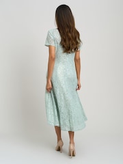 Gina Bacconi Green Genny Cap Sleeve Midi Length Sequin Lace Dress - Image 2 of 7