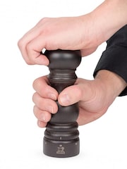 Peugeot Chocolate Set of Manual Salt and Pepper Mills in Wood 18cm - Image 5 of 6