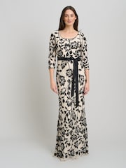 Gina Bacconi Murphy Embroidered Sequin Maxi Dress - Bild 1 von 7