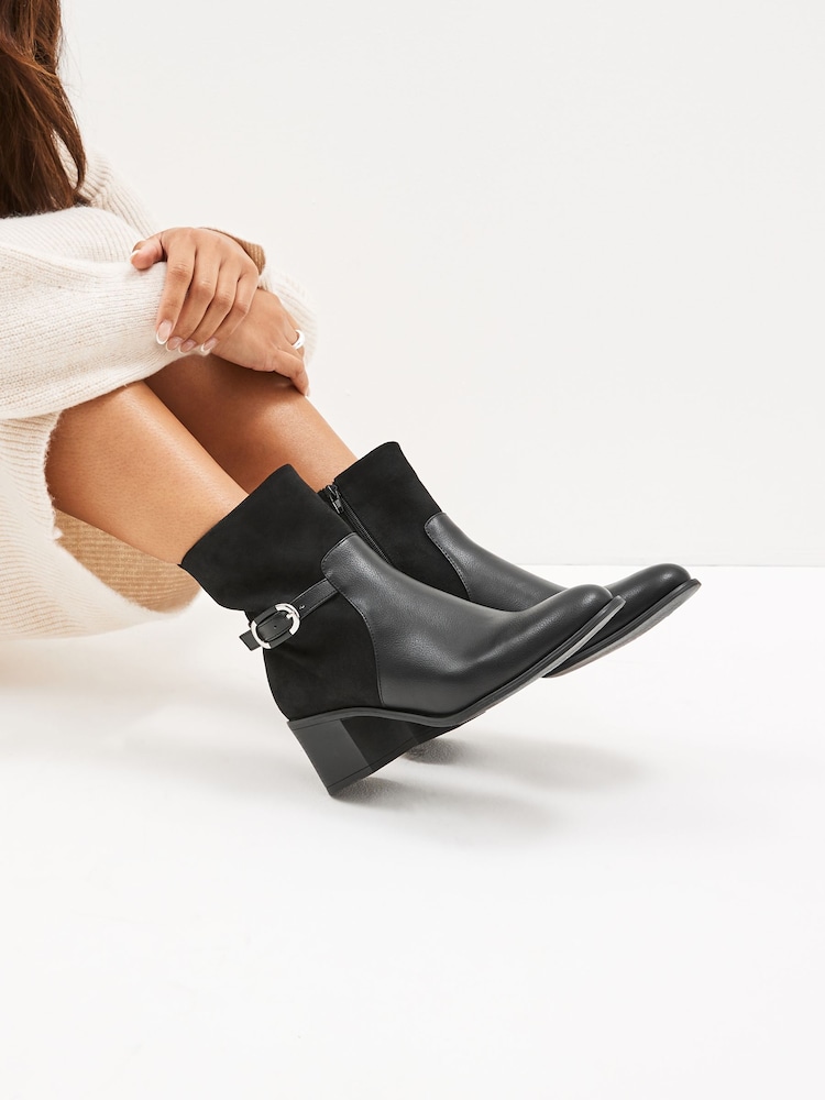črna - Gležnjarji s peto in zaponko Forever Comfort® - Slika 2 iz 7 črna - Gležnjarji s peto in zaponko Forever Comfort® - Slika 2 iz 7