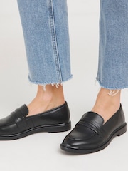 Mocasines clásicos de corte de ancho especial con tira de JD Williams - Imagen 5 de 8