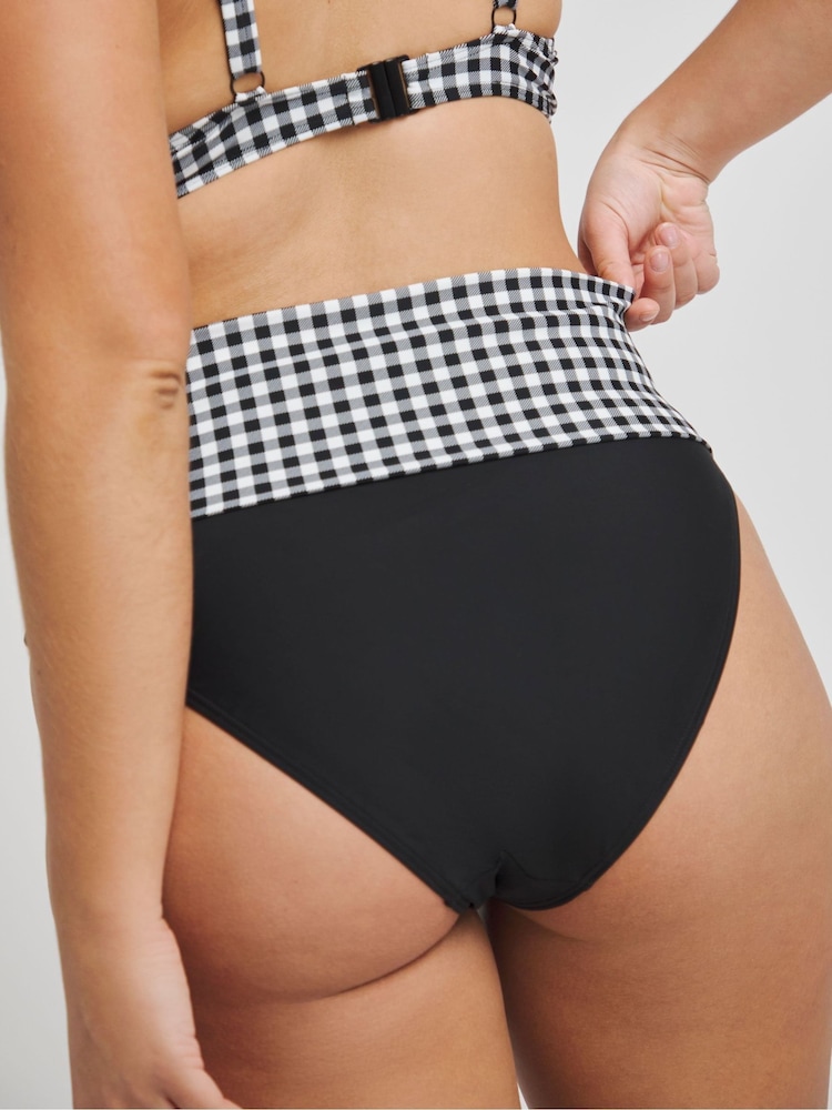 Figleaves Gingham Tailor Fold Schwarz Bikini Hosen - Bild 2 von 4 Figleaves Gingham Tailor Fold Schwarz Bikini Hosen - Bild 2 von 4
