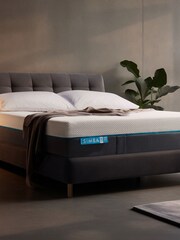 Simba Hybrid Luxe Mattress - Image 1 of 4