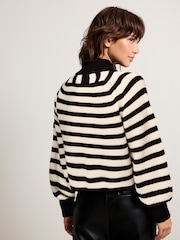 Black/White Zip Cropped Cardigan - Image 3 of 6