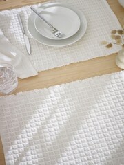 Set of 2 White Waffle Fabric Placemats - Image 3 of 5