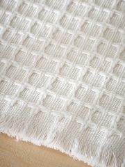 Set of 2 White Waffle Fabric Placemats - Image 5 of 5
