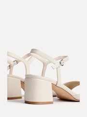 Linzi Darlene Block Heeled Sandals - Imagen 5 de 5