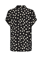 Yours Curve Teksturert Polka Dot Grown On-skjorte - Bilde 6 av 6