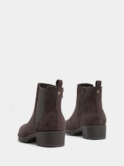 Yours Curve Brown Wide Fit Faux Suede Chelsea Boots - Image 3 of 4