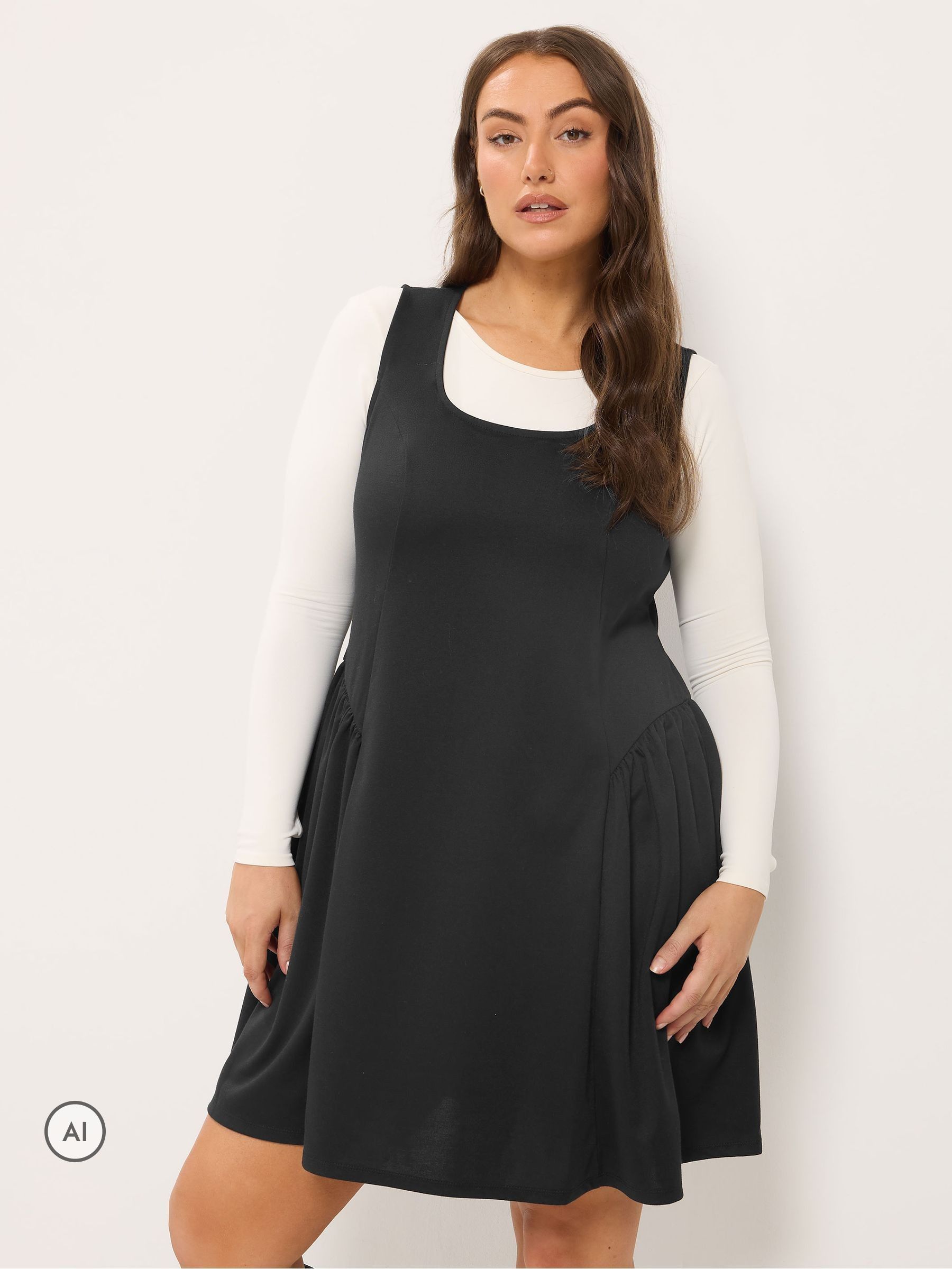 Yours Women's Black Scoop Neck Pinafore Dress In Size 26-28 - Image 3