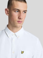 Lyle & Scott White Short Sleeve Light Weight Slub Oxford Shirt - Image 4 of 5