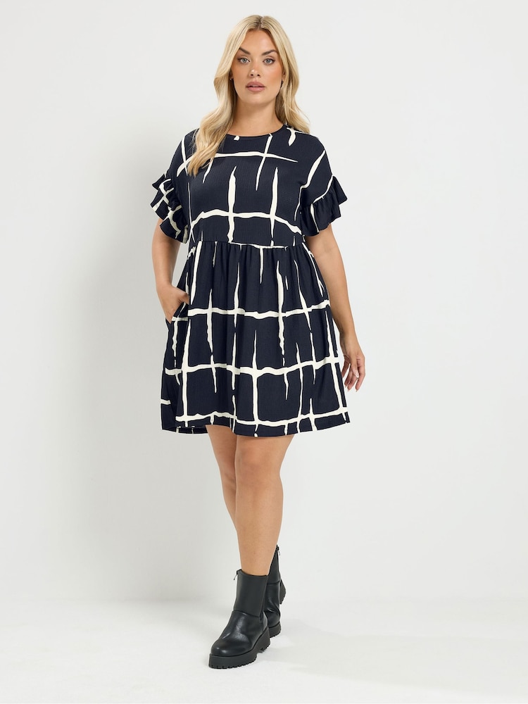 Yours Curve Abstract Frill Sleeve Dress - صورة 2 من 6