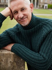 Green Regular Tulip Neck Chunky Knitted Jumper - Image 7 of 10