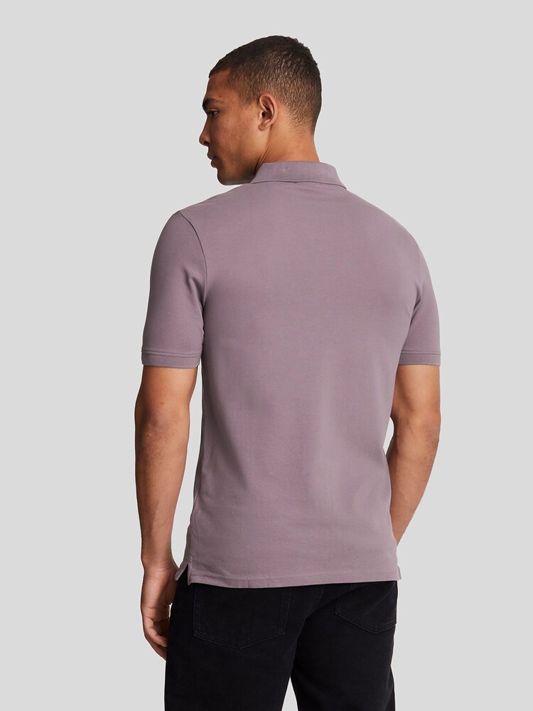 بنفسجي موف - قميص بولو كلاسيكي من Lyle & Scott - صورة 2 من 5 بنفسجي موف - قميص بولو كلاسيكي من Lyle & Scott - صورة 2 من 5